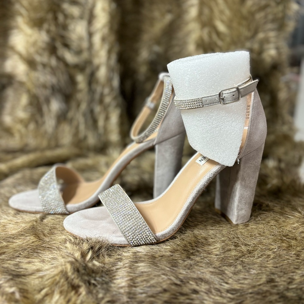 Steve Madden Varall Sandal Heels
